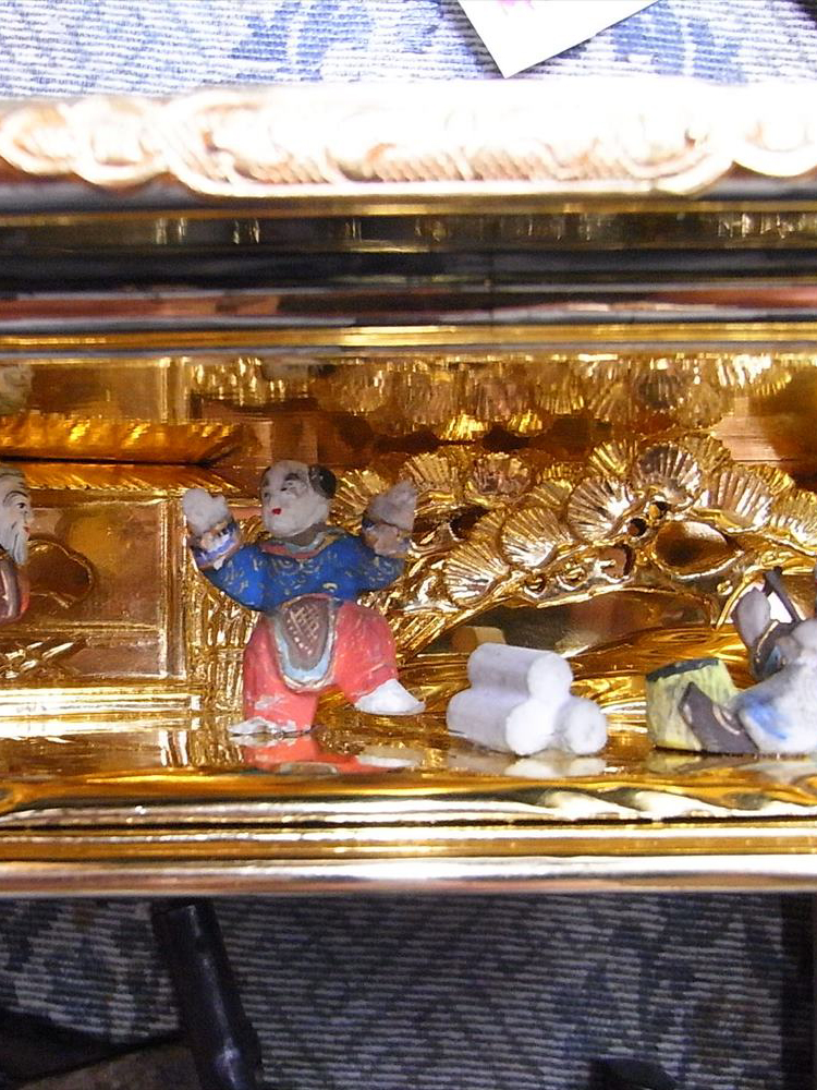 砂川仏檀店 部分修復