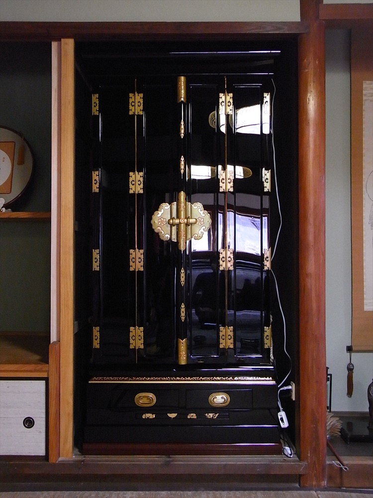 砂川仏檀店 部分修復