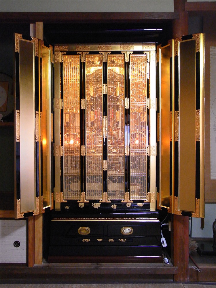 砂川仏檀店 部分修復